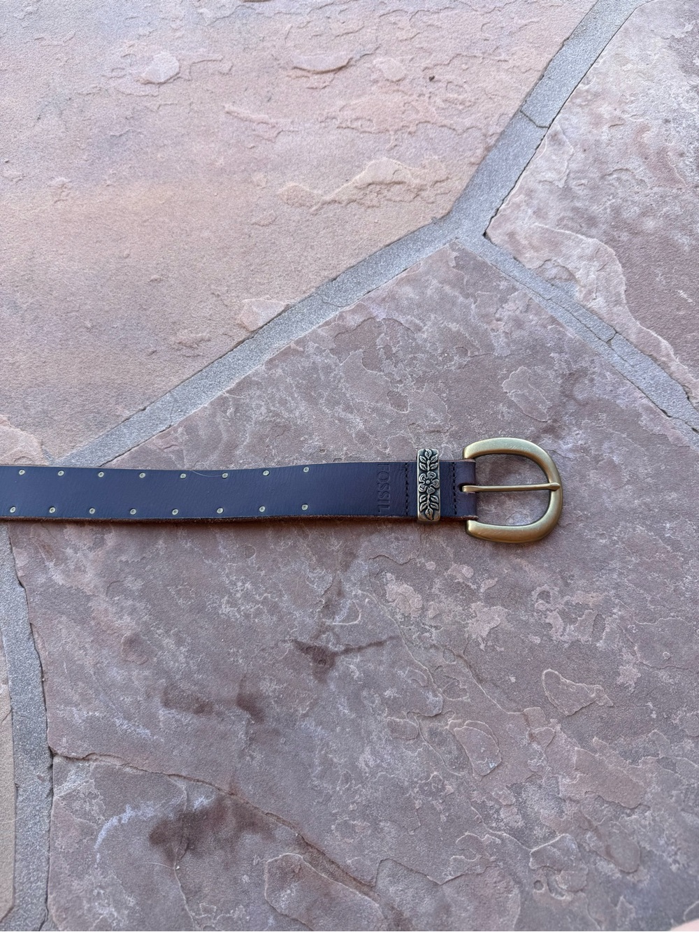 Women’s Fossil Classic belt with metal studs and stunning buckle